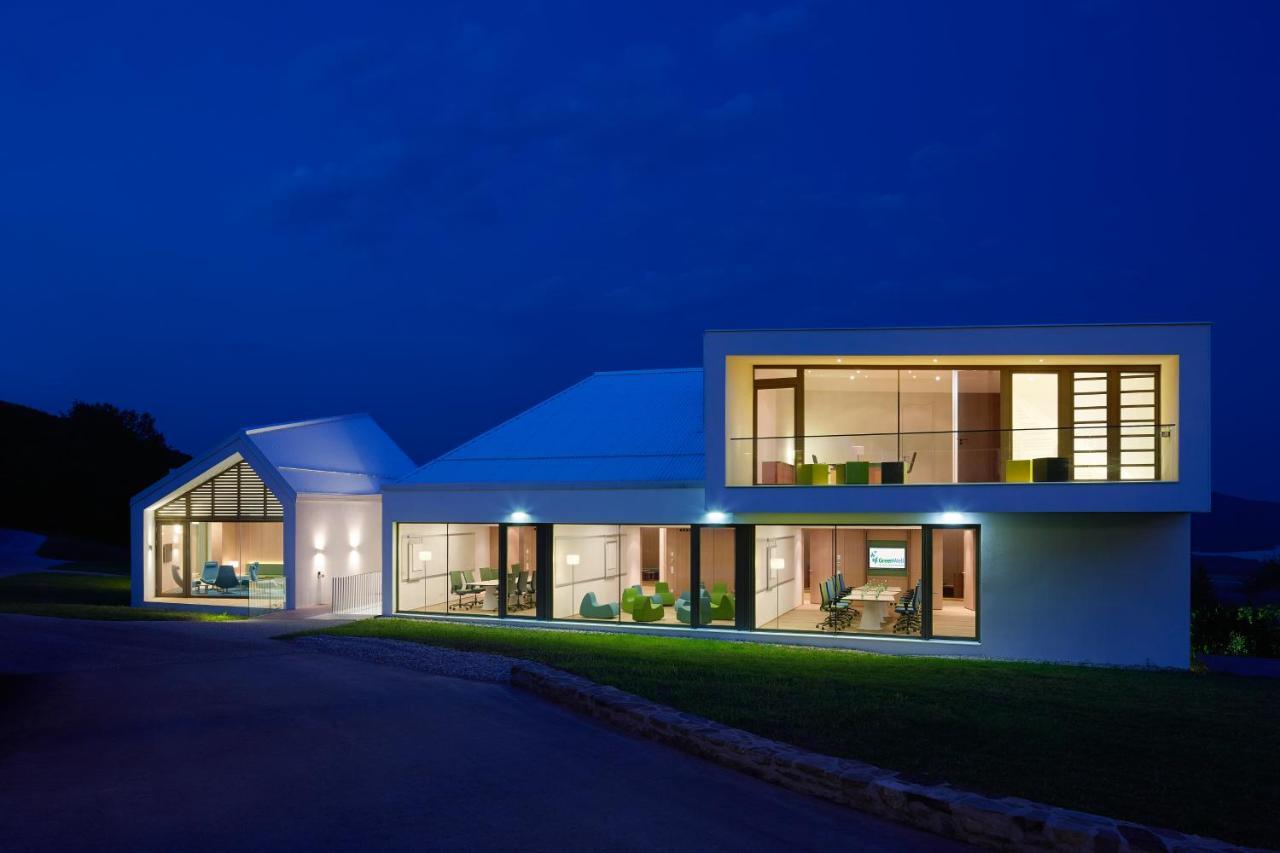 Farmhouse - Hohe Wand Hotel Stollhof Exterior photo